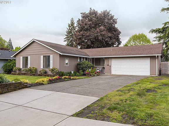 2nd image of 183 NE 37th Ave