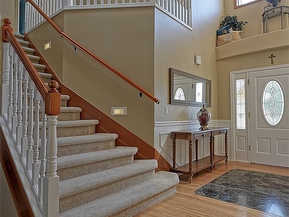 Staircase with stair lights