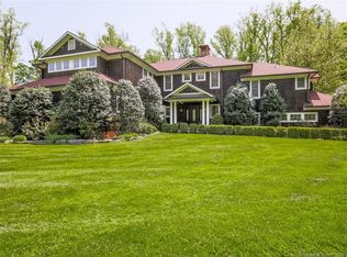 10 Westview Ln, Norwalk, CT 06854