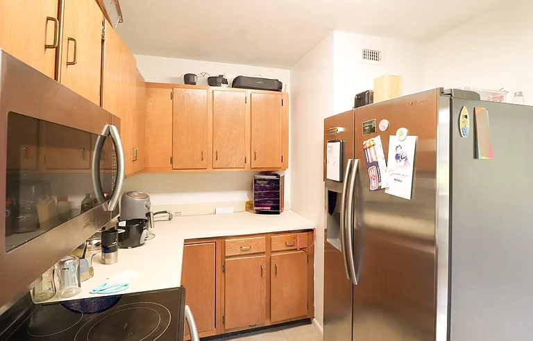2300 SW 43rd St #C — Photo 11