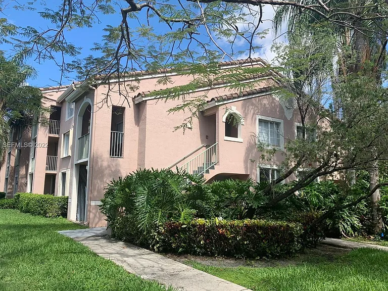 12136 Saint Andrews Pl — Photo 1