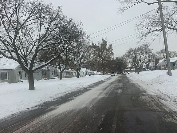 4th image of 3109 Woodward Ave SW