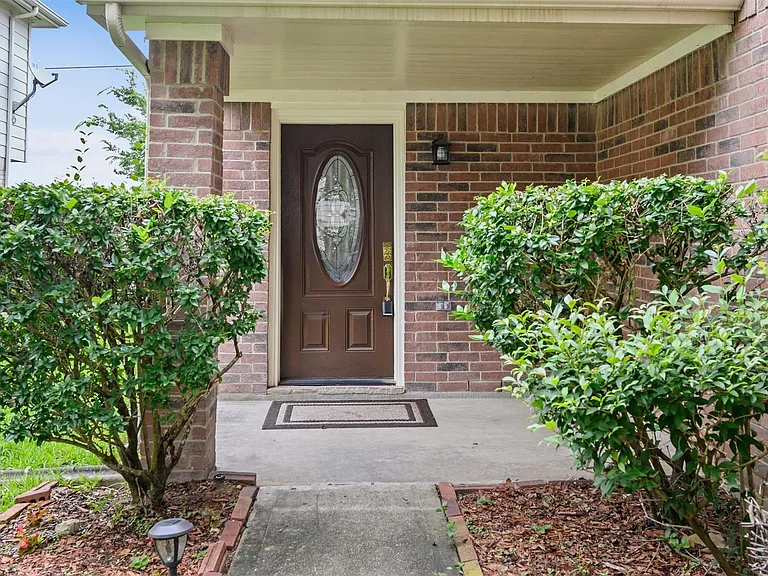 3702 Bent Springs Ln — Photo 2