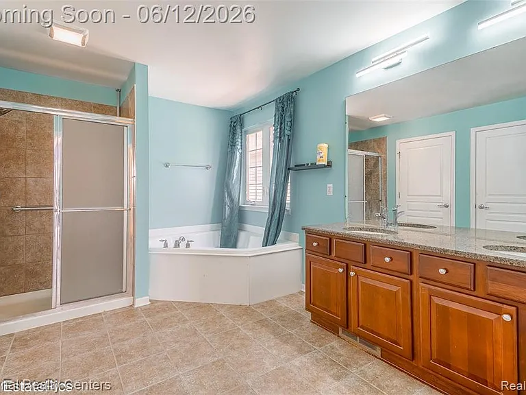 45149 Bartlett Dr — Photo 34