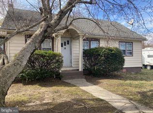 91 Yorke St, Salem, NJ 08079