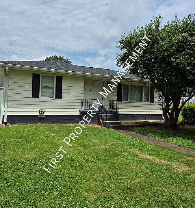 1st image of 1013 Lansdell Rd