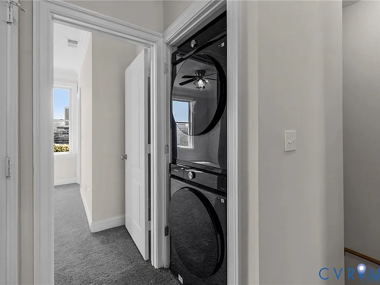 733 S Pine St — Photo 34