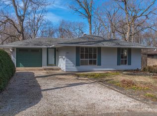 306 N Seminary St, Downs, IL 61736