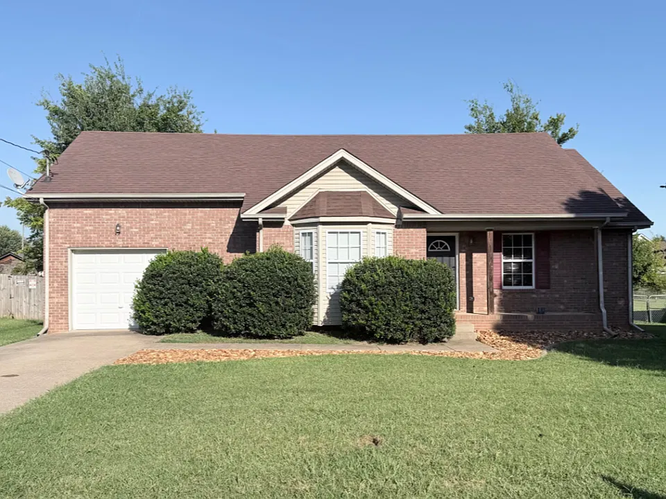 3449 Loon Dr