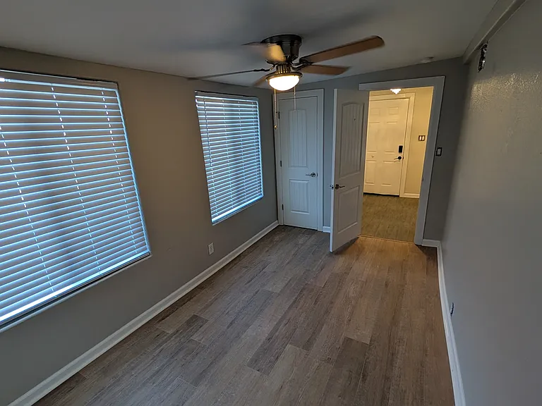 1679 Robb St #A — Photo 7