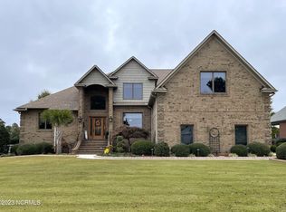 117 Teufen Rd, New Bern, NC 28562