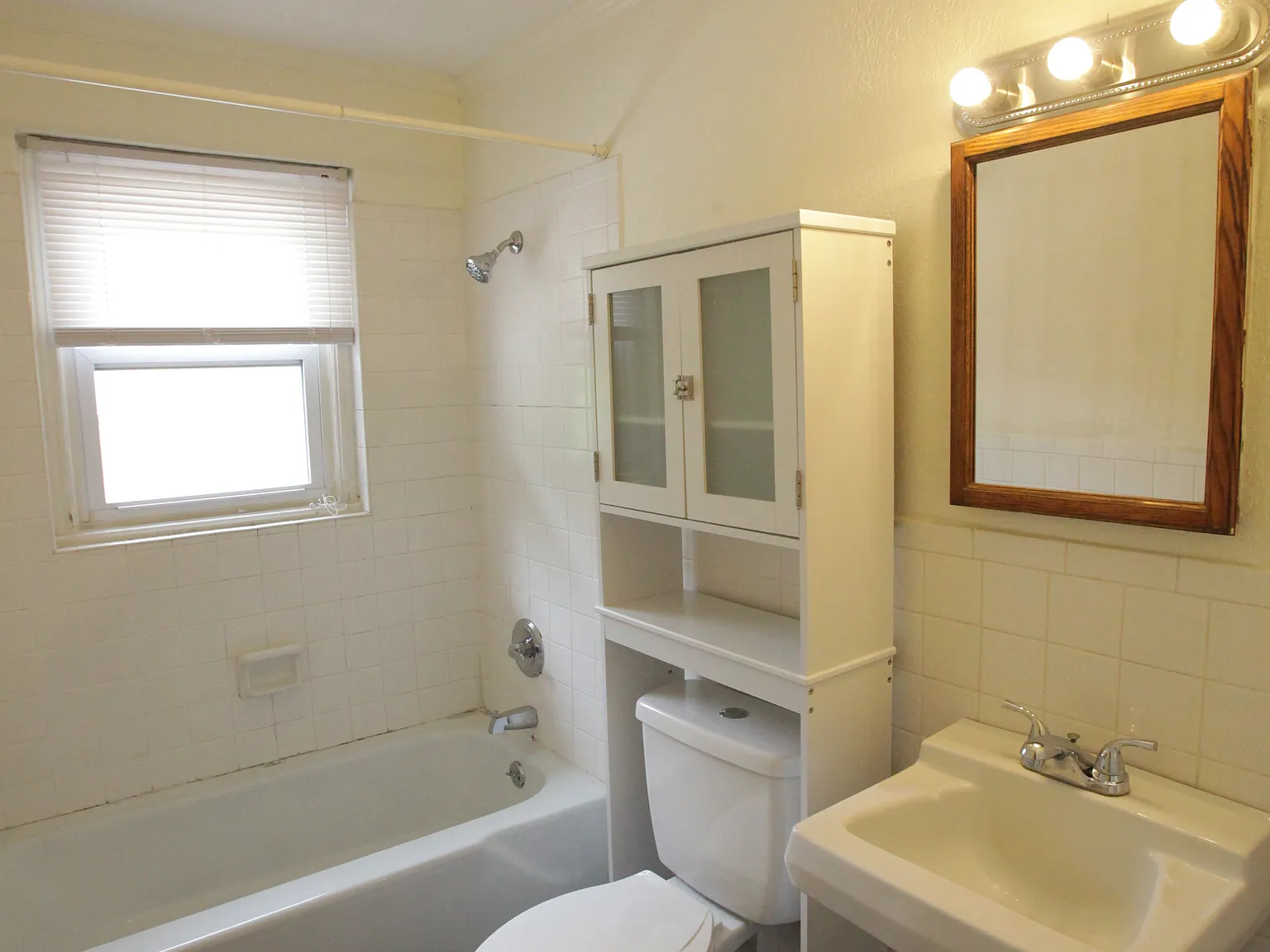 2 bed, 825 sqft, $1,385 — Photo 4