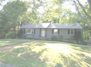 91 Hollow Brook Rd, Windsor, CT 06095