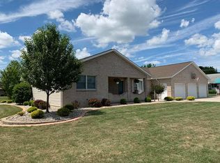 105 Evelyn Dr, Fort Jennings, OH 45844