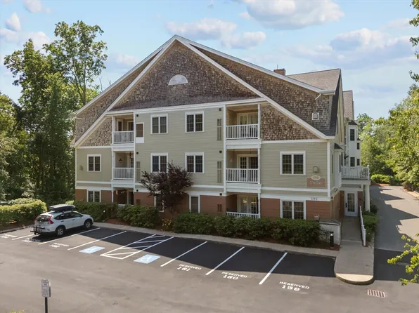 190 Chickering Rd Unit 310D, North Andover, MA 01845