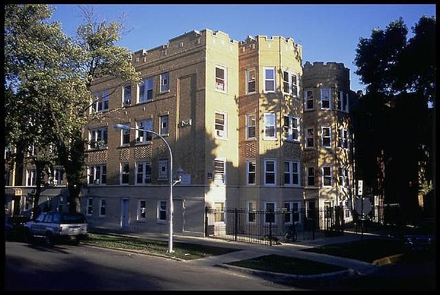 1st image of 3057 W Argyle St APT 1