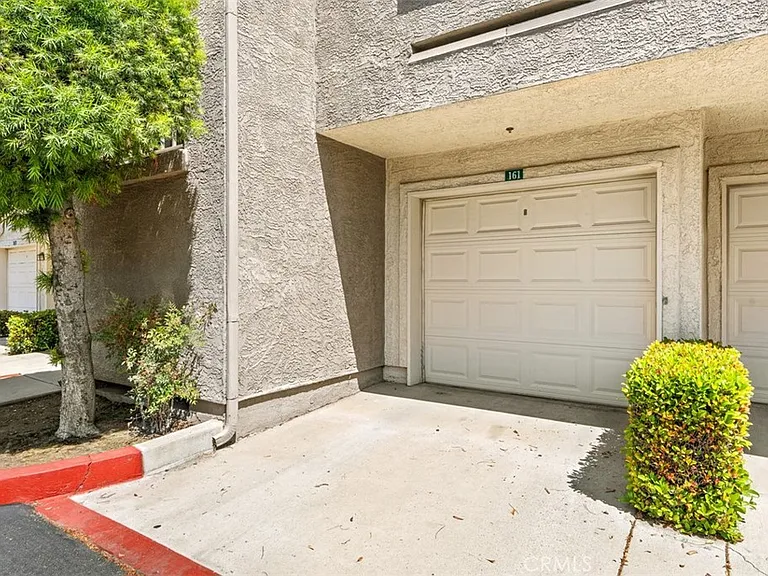 1035 La Terraza Cir #303 — Photo 24