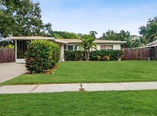 502 11th St NW, Largo, FL 33770