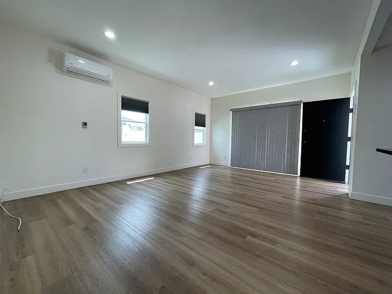 6600 Fishburn Ave #1 — Photo 12