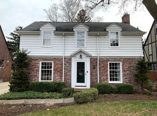 778 Rivard Blvd, Grosse Pointe, MI 48230