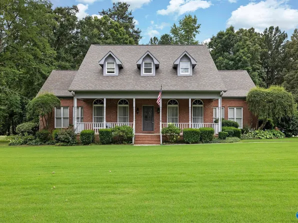 1350 Pennington Ct SW, Hartselle, AL 35640