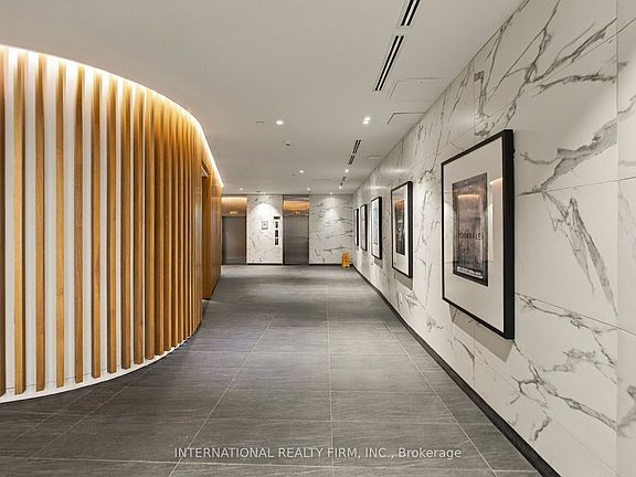 4th image of 160 Flemington Rd #320