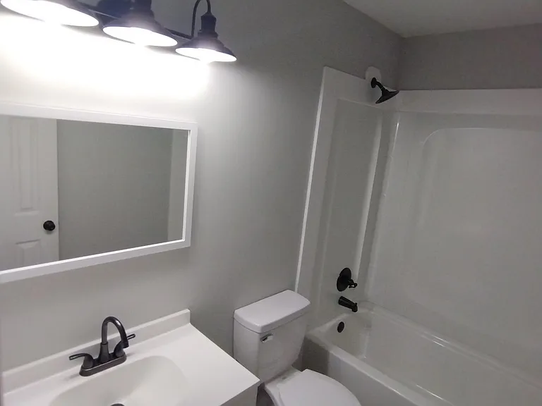 2903 Lawson St — Photo 5