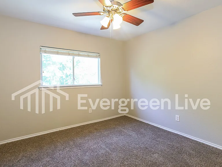 211 Roswell Cyn — Photo 11