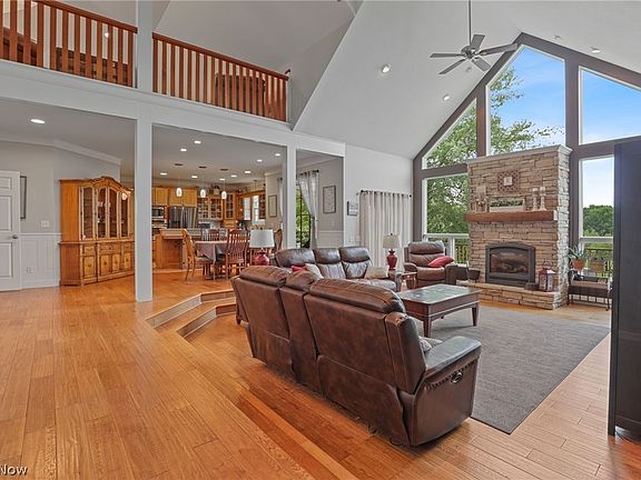 3rd image of 4785 Tranquility Ln
