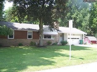 398 Valley View Dr, Painesville, OH 44077