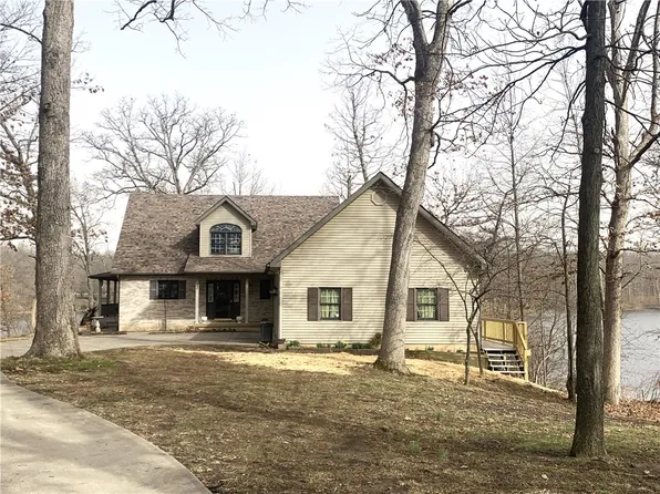 22 Beyers Lake Est, Pana, IL 62557