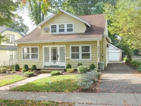 41 Lincoln Ave, Livingston, NJ 07039