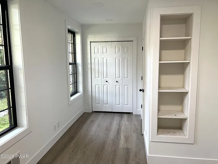 308 Bishop Ave #B — Photo 9
