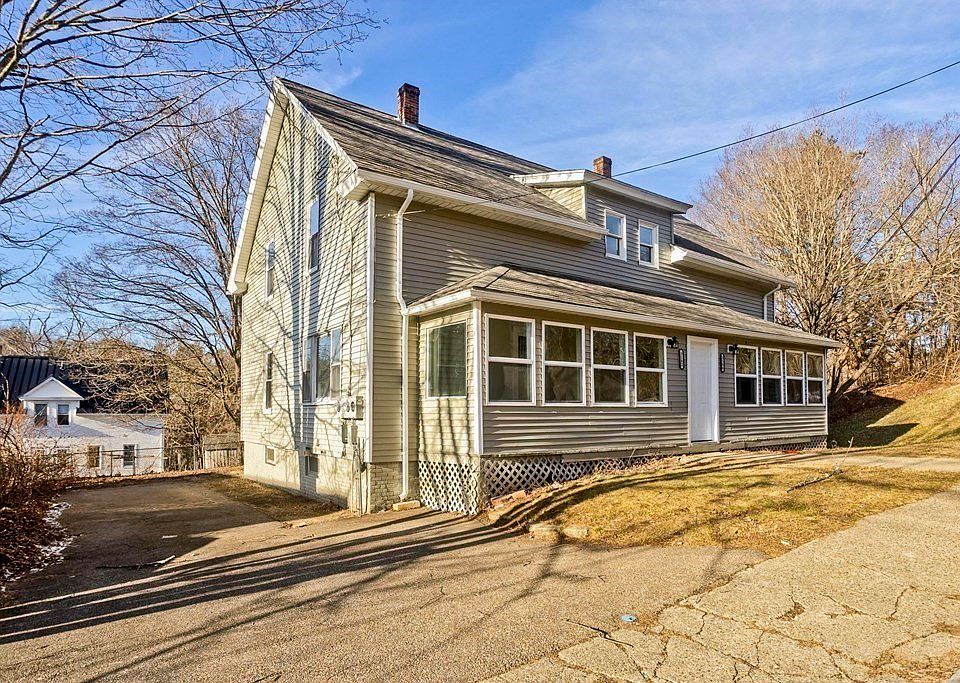 3182-3184 High St, Bondsville, MA 01009 | Zillow