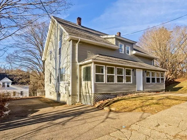 3184 High St, Palmer, MA 01069