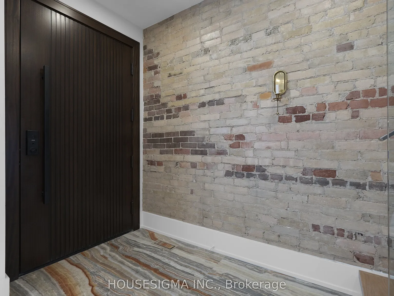 3 bed, $7,900 — Photo 4