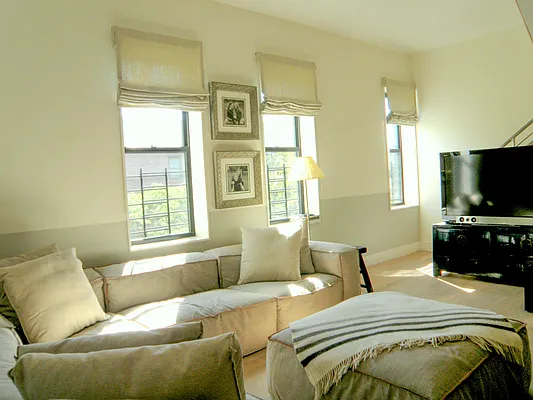 Sold by Vespa Properties Group | media 22