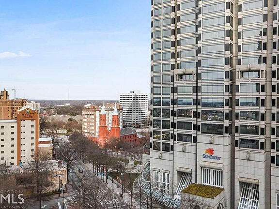 2nd image of 300 Peachtree St NE APT 11I