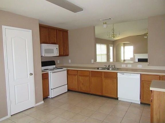4th image of 8632 Muir Dr