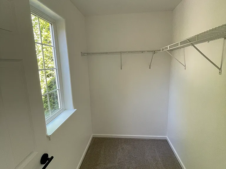 213 SE 3rd St — Photo 14