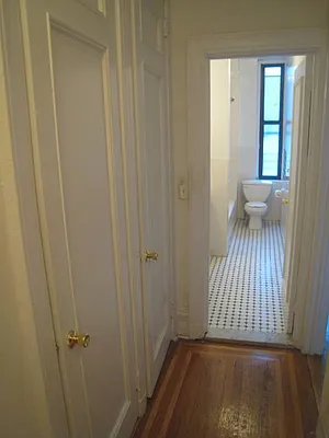 Rented by City Connections Realty | media 10