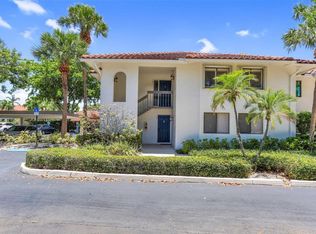 60 Pelican Pointe Dr APT 201, Delray Beach, FL 33483