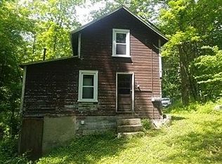 19 Goss Hill Rd, Huntington, MA 01050