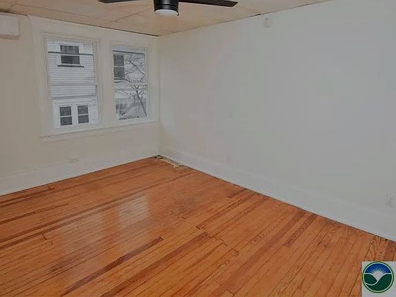 5th image of 312 March St #5
