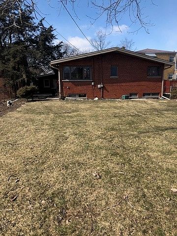 2nd image of 1511 Clinton Pl