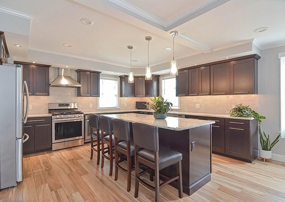 1st image of 28 Walsh Ave