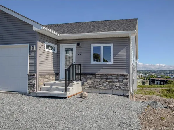 53 Rockingstone Dr, Saint John, NB E2M 0B5