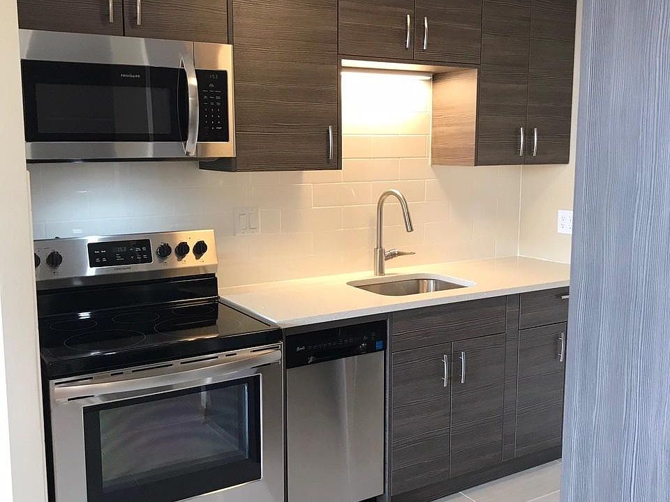 1st image of 1455 N Sandburg Ter APT 2105