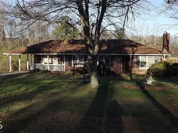 2nd image of 3818 Falcon Pkwy