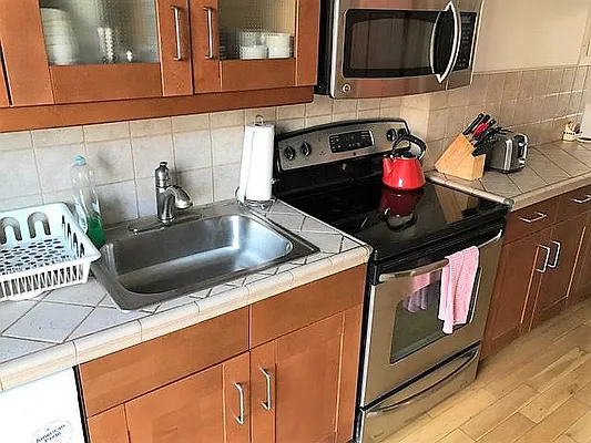 Rented by OvCo Realty | media 55